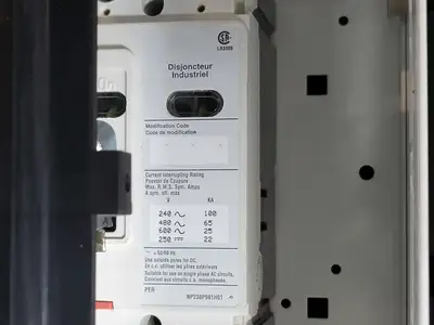Used EATON HFD3015 Switchgears British Columbia CA | Lenmark #240460