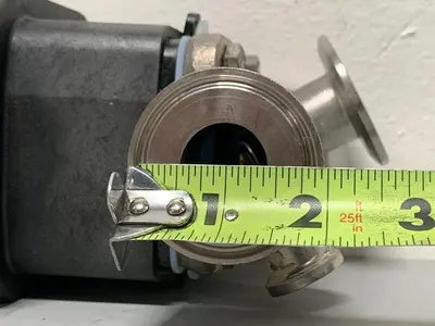 USED ITT SHEROTEC 4-WAY 316L VALVE W/ 2" & 1" SANITARY FITTINGS W/ POSITION MONITOR