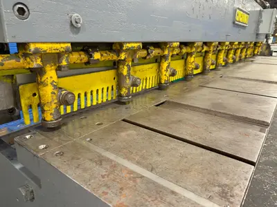 Used CINCINNATI 1412 Power Squaring Shears (Inch) Ohio US | HGR 24 #1266483