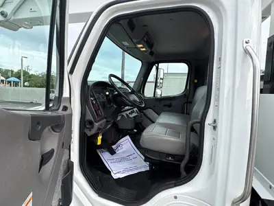Used 2019 FREIGHTLINER M2 106 Tractors & Trailers Florida US | Truck and Van Outlet #1506263