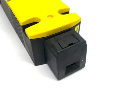 USED SIEMENS SAFETY POSITION SWITCH, MAGNETIC INTERLOCK NO KEY