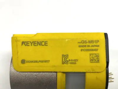 USED KEYENCE SAFETY DOOR SENSOR 500N HOLDING FORCE M12 CONNECTOR