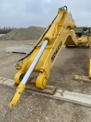USED 2014 KOMATSU PC800