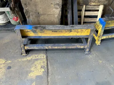 48"L X 19"T X 40,000 LB SAW HORSES. STOCK # 1157322