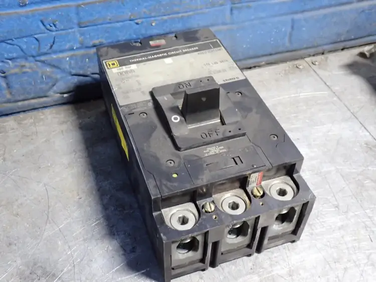 Used SQUARE D LAL36300 Circuit Breakers Ohio US | HGR 24 #803495