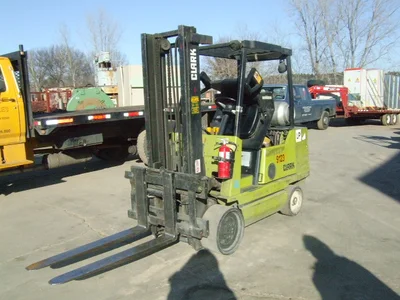 USED CLARK GCX27