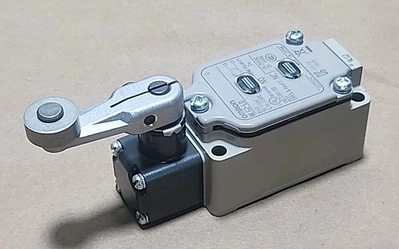 NEW Omron WLG2-LD