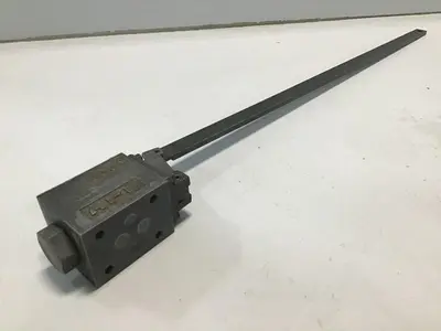 Used YUKEN DCG-01-2B3-Y-4008 Valves/Fittings Michigan US | Ideal Machinery #1311472