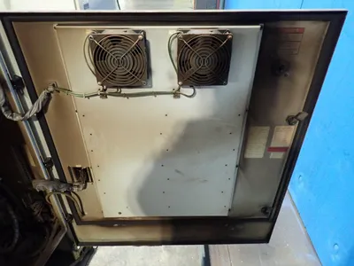 USED 2010 YASKAWA MOTOMAN MH6