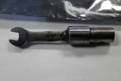 Open-end 5/32" "Click" Torque Used Wrench Head Attachment