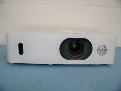 Hitachi CP-WU5505 WUXGA 5000-Lumen HD Home Theater LCD Projector / Projection System with Remote Control and HDMI Cable