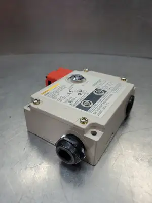 USED Omron D4BL-1CRG-A