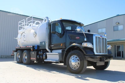 Used 2019 PETERBILT 567 Tractors & Trailers Texas US | Roll Off Truck World #1486370