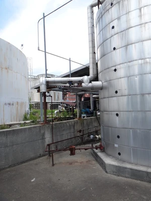 12,700 gallon steel tank