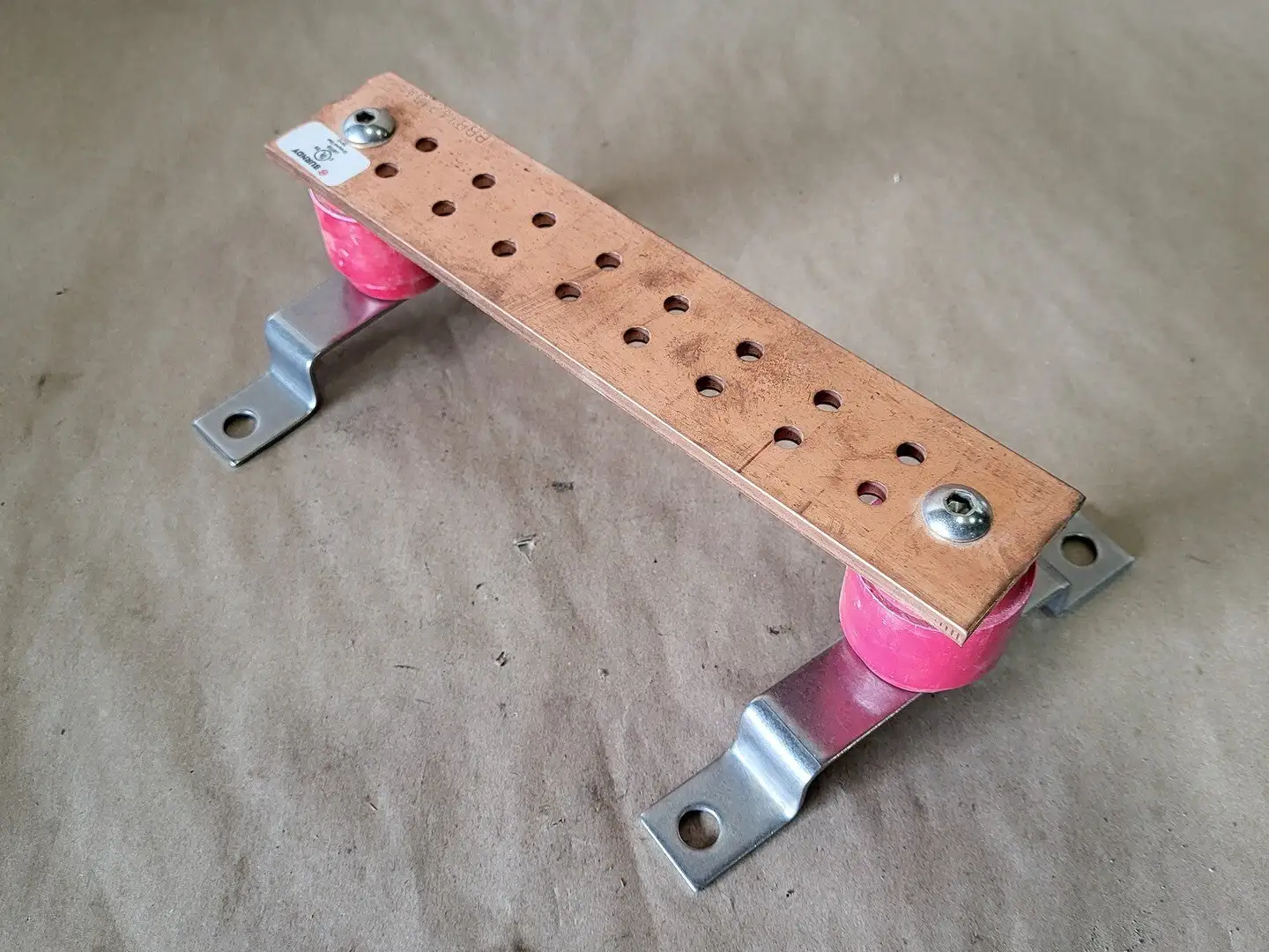 NEW BURNDY BBB14210A