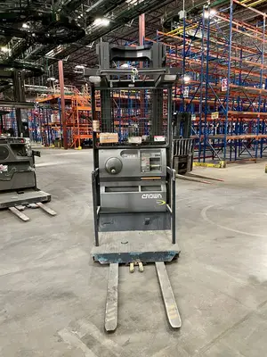 Used 2012 CROWN SP3520-30 Order Pickers Texas US | TB Forklifts #1275014