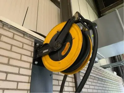 USED STEENBERGEN OIL TANK INSTALLATION WITH FILLING SYSTEM
