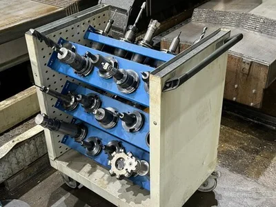 USED 2000 ANAYAK HVM 11000