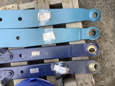 (2) sets of Ford Lower arms, 4 pieces