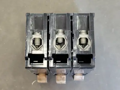 Used CUTLER-HAMMER BAB3060H Switchgears British Columbia CA | Lenmark #242527