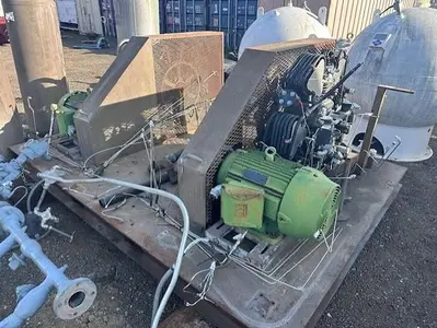 USED L & M CNG COMPRESSORS 05018EG3E326T-W22