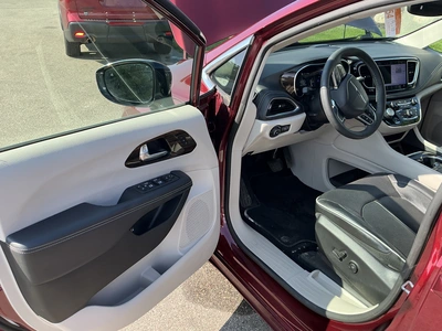 Used 2023 CHRYSLER PACIFICA Vans Michigan US | Miedema Asset Management Group #1397148