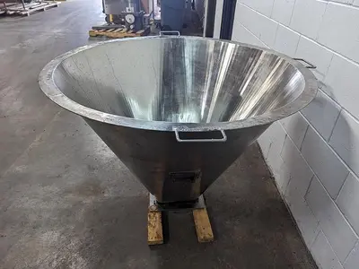 100 Gallon SS Hopper