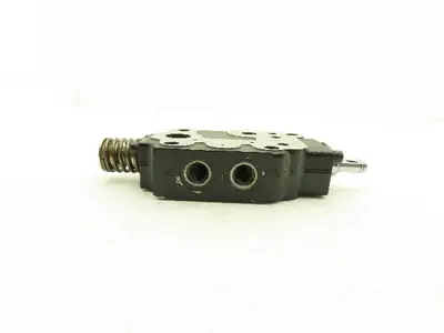 Doosan/Daewoo D503259 Valve GP Sandwich Section 2 Position Manual Spring Return