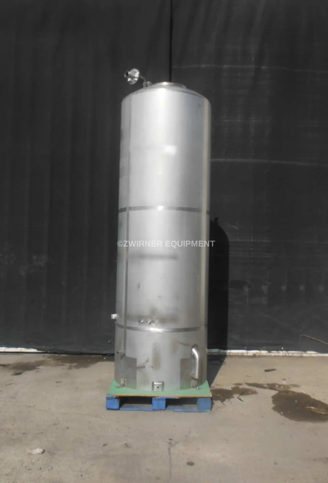 Used _UNKNOWN_ _UNKNOWN_ Vertical Single Wall Tanks Tennessee US | Zwirner Equipment #1173566