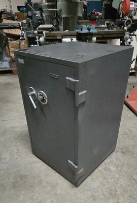_UNKNOWN_ 6456654654645 Safes | Amiron Machinery (2)