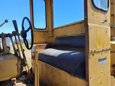 USED 1952 CATERPILLAR 12