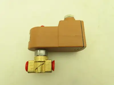 Honeywell Skinner U131K04900885 Solenoid Valve 2-Way NC 28VDC 150 PSI 1/4" NPT