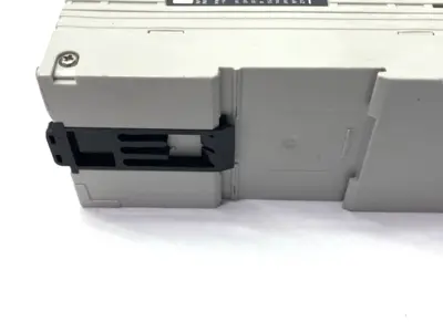 Used KEYENCE Safety Relay Terminal 24VDC BROKEN SCREW MOUNTS Relays & Switches Michigan US | Maverick Industrial Sales #1395618