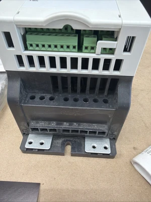 USED Eaton MMX34AA4D3F0-0
