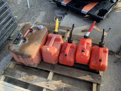 Used _UNKNOWN_ _UNKNOWN_ Stationary Fuel Tanks Michigan US | Miedema Asset Management Group #1411088