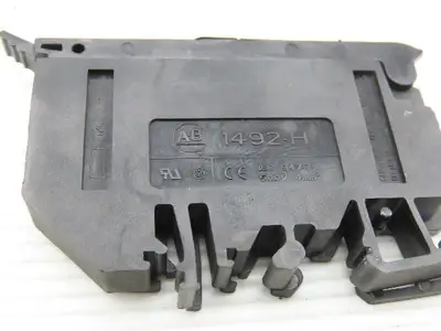 Allen Bradley 1492-HM1 White Terminal Blocks W/ Fuse Holders DIN Lot Of 78