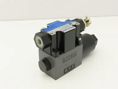 Tokyo Tokimec DG4V-3-2A-M-P7-H-7-54 Directional Control Solenoid Valve 24VDC