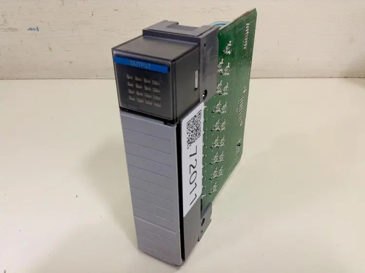 Used ALLEN BRADLEY 1746-OV16 SER C Input / Output Modules Michigan US | Ideal Machinery #698835