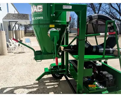 Used CHRISTIANSON _UNKNOWN_ Sweeper/Vacuum Iowa US | Keast Enterprises #1360110