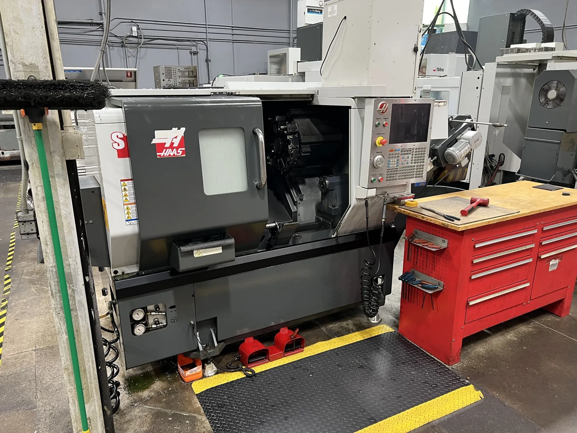 USED 2015 HAAS ST-10