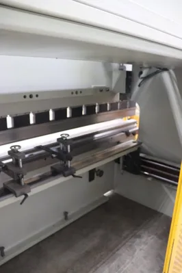Used US INDUSTRIAL US15513 Press Brakes Georgia US | The Equipment Hub #1424564