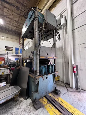 DAKE 918-368 Hydraulic Press | Universal Press & Machinery (UPM) (3)