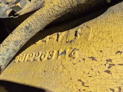 USED KOMATSU 561-22-62713
