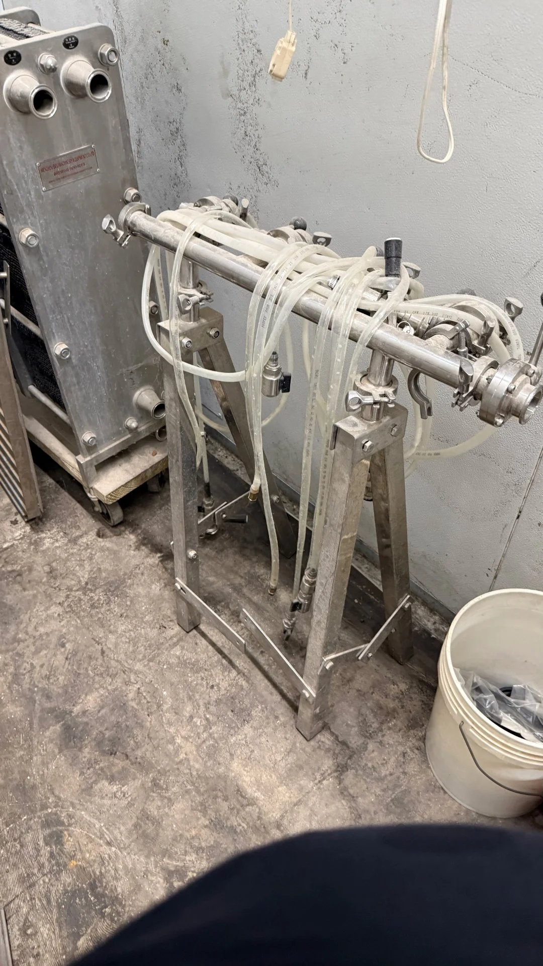 Used _UNKNOWN_ _UNKNOWN_ Filling Machines Indiana US | Brewhouse Equipment Group #1338434