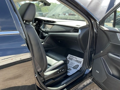 USED 2017 CADILLAC XT5