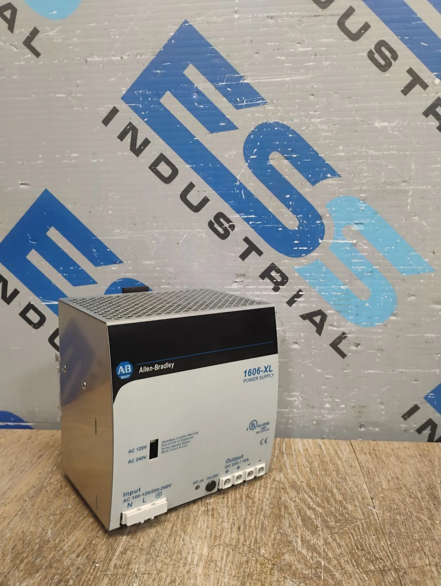USED Allen-Bradley 1606-XL240E