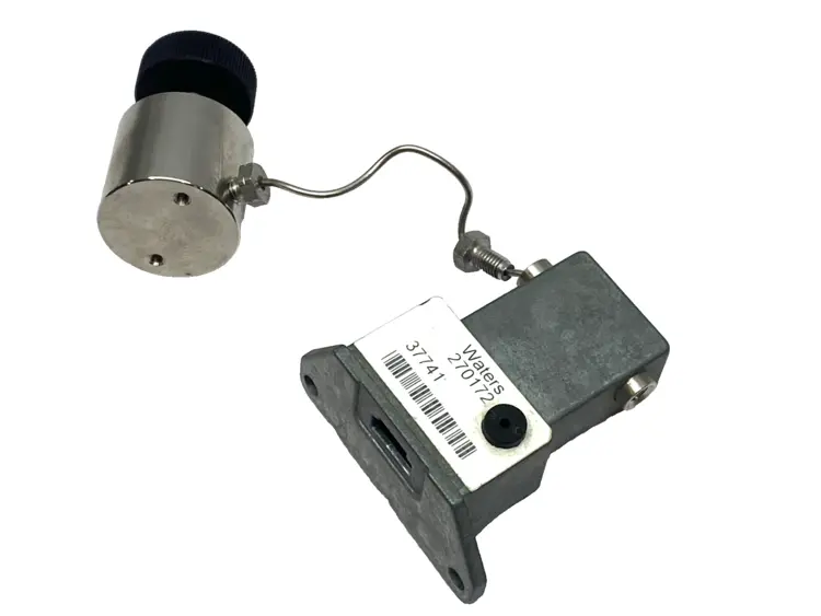 Used Waters Back Pressure Transducer w/ Back Pressure Regulator Transducers Michigan US | Maverick Industrial Sales #1391662