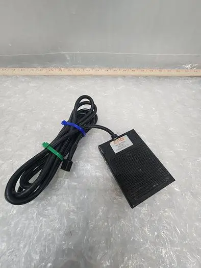 EFD 2015A FOOT SWITCH PEDAL