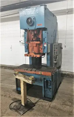 USED 1982 AIDA PRESSES AIDA C1-8(2) PRESS