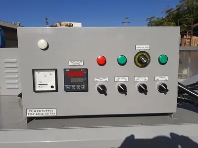 USED LD MACHINERY SEALER: LB-900 AND SHRINK TTUNNEL: LC-1500